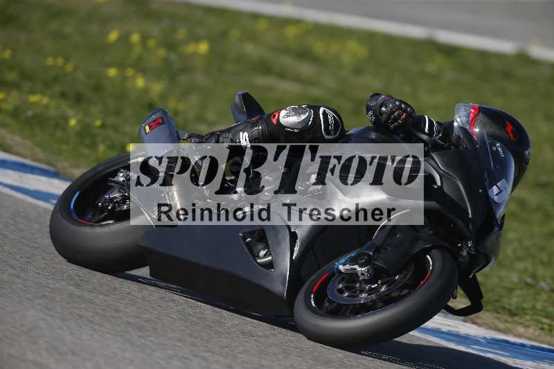 /Archiv-2024/01 26.-28.01.2024 Moto Center Thun Jerez/Gruppe schwarz-black/57